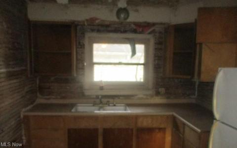 359 Brace Ave, Elyria, OH 44035 photo 14