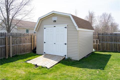 2071 Stonepath St, Lorain, OH 44052 photo 24