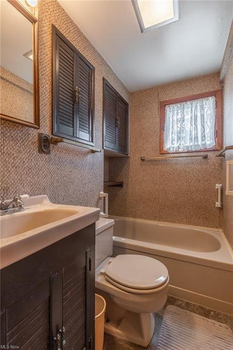 255 E 246th St, Euclid, OH 44123 photo 17