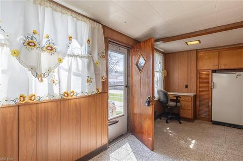 255 E 246th St, Euclid, OH 44123 photo 8
