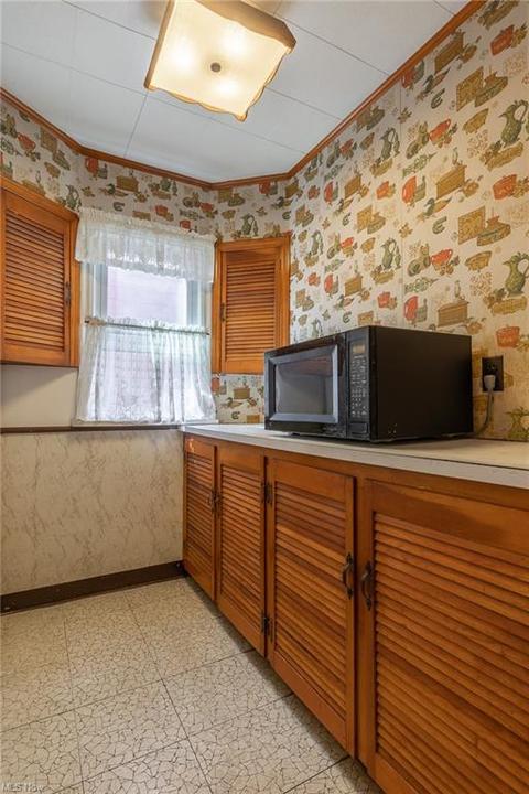 255 E 246th St, Euclid, OH 44123 photo 7