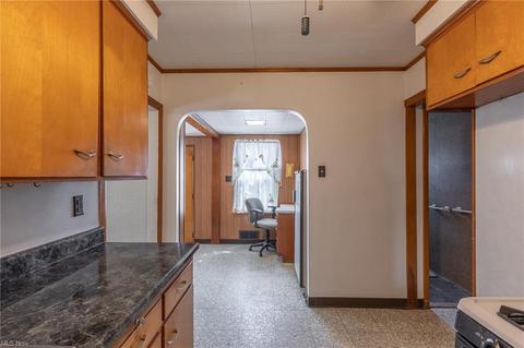 255 E 246th St, Euclid, OH 44123 photo 5