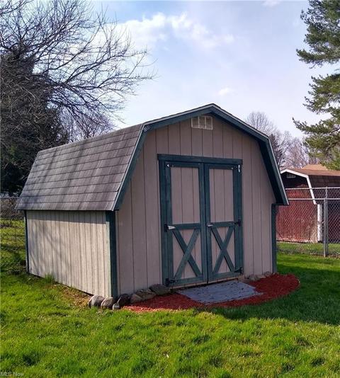 4718 Euclid Blvd, Boardman, OH 44512 photo 4