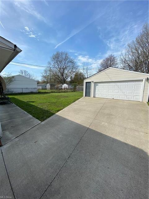 830 Baldwin Ave, Elyria, OH 44035 photo 15