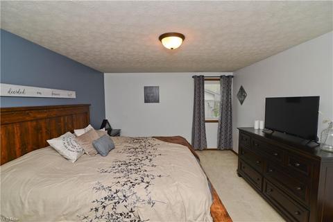791 Glenbrook Rd, Boardman, OH 44512 photo 3
