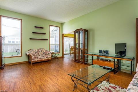 112 Bears Paw, Elyria, OH 44035 photo 4