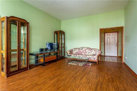 112 Bears Paw, Elyria, OH 44035 photo 6