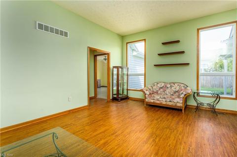 112 Bears Paw, Elyria, OH 44035 photo 5