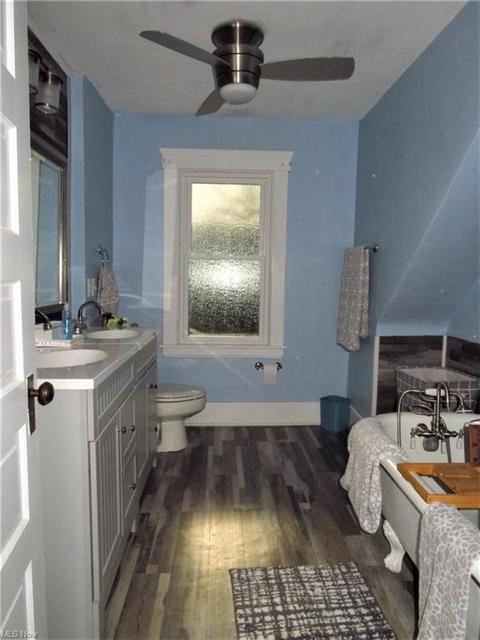 997 E River St, Elyria, OH 44035 photo 19