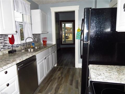 997 E River St, Elyria, OH 44035 photo 15
