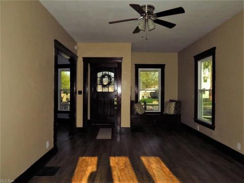 997 E River St, Elyria, OH 44035 photo 5