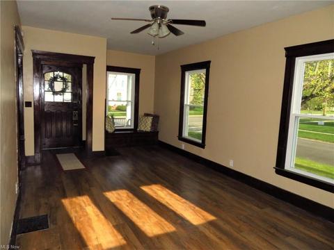 997 E River St, Elyria, OH 44035 photo 6