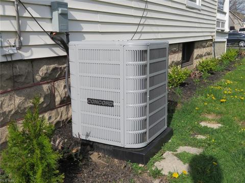 997 E River St, Elyria, OH 44035 photo 27
