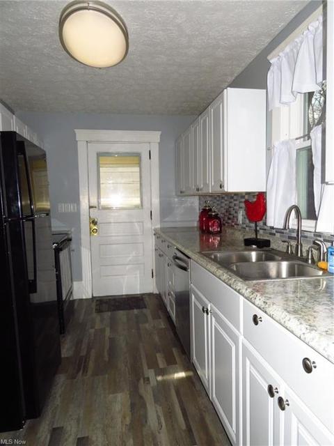 997 E River St, Elyria, OH 44035 photo 13