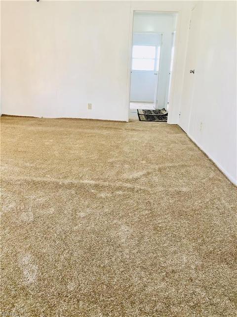 874 Kickapoo Ave, Akron, OH 44305 photo 9