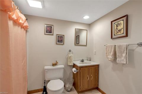 4395 Stonegate Dr, Saybrook, OH 44004 photo 33