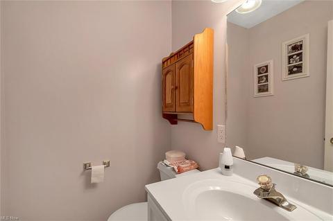 4395 Stonegate Dr, Saybrook, OH 44004 photo 15