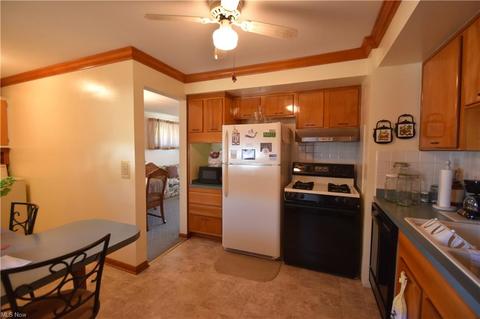 635 High St, Elyria, OH 44035 photo 7