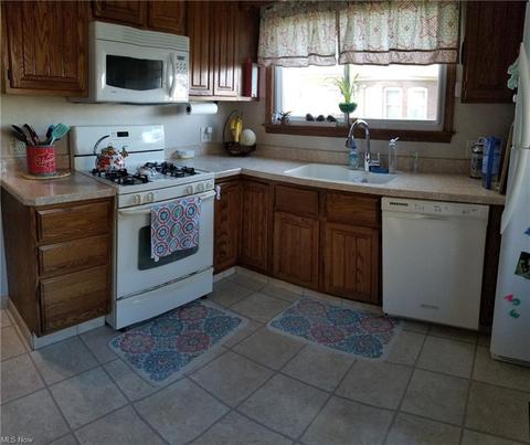 3710 State Rd, Ashtabula, OH 44004 photo 9