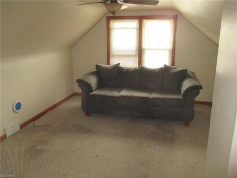 145 Renee Dr, Struthers, OH 44471 photo 8