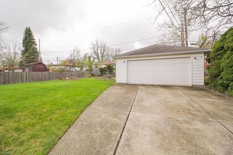 10903 Windham Rd, Parma, OH 44130 photo 19