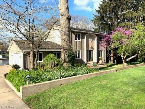 309 Riverside Dr, Huron, OH 44839 photo 2