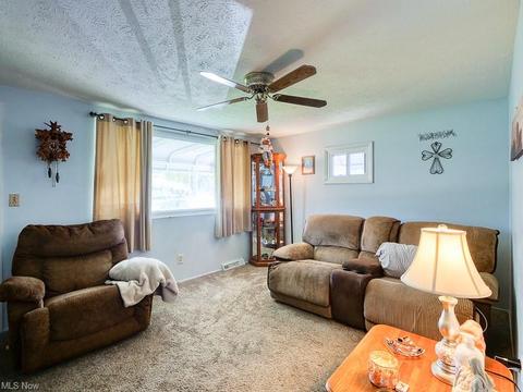 6508 Smith Rd, Brook Park, OH 44142 photo 10