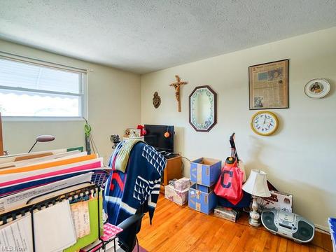 6508 Smith Rd, Brook Park, OH 44142 photo 16