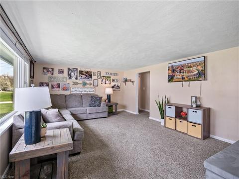 283 Tolbert St, Wadsworth, OH 44281 photo 5