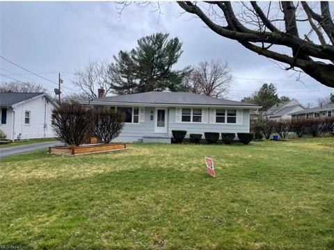 43 Henry Dr, Struthers, OH 44471 photo 1