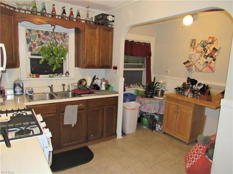 7202 Gilbert Ave, Parma, OH 44129 photo 7