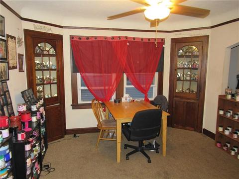 7202 Gilbert Ave, Parma, OH 44129 photo 4