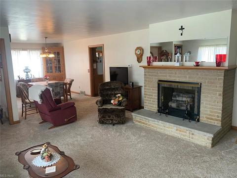 18425 5th St, Beloit, OH 44609 photo 4
