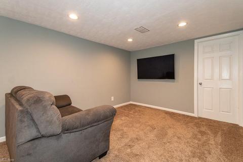 236 E 288th St, Willowick, OH 44095 photo 26