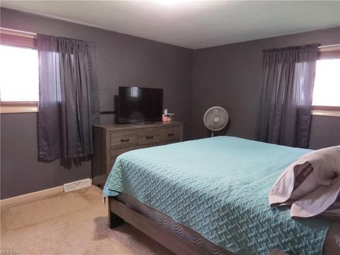 1807 Tower Blvd, Lorain, OH 44053 photo 13