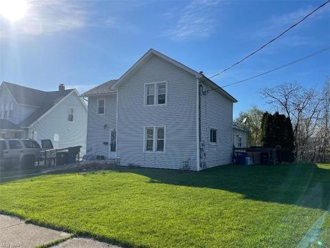 1207 W 6th St, Ashtabula, OH 44004 photo 3