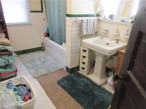 331 4th St, Elyria, OH 44035 photo 7