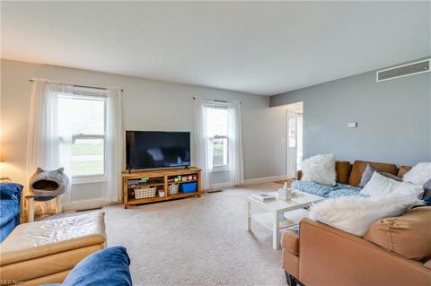 4106 Ruth Dr, Rootstown, OH 44272 photo 13