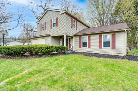 4106 Ruth Dr, Rootstown, OH 44272 photo 3