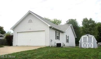 9951 Bright Dr, Windham, OH 44288 photo 2