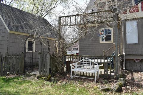 2034 Walnut Blvd, Ashtabula, OH 44004 photo 5