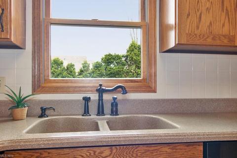4590 Pinewood Path, Copley, OH 44321 photo 16