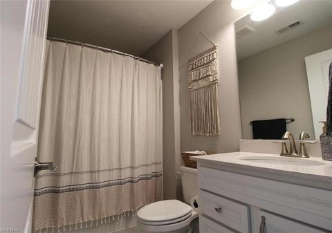 722 Nancy Dr, Aurora, OH 44202 photo 32