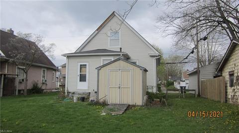 828 Arlington Ave NW, Canton, OH 44708 photo 4