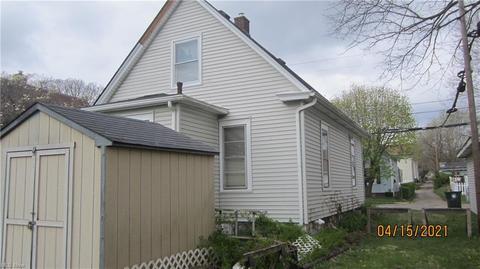 828 Arlington Ave NW, Canton, OH 44708 photo 2
