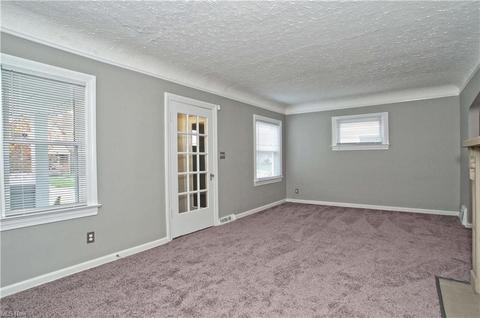344 E 197th St, Euclid, OH 44119 photo 7