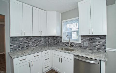 344 E 197th St, Euclid, OH 44119 photo 13