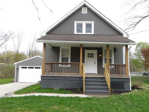 1102 Terrace Ave NW, Canton, OH 44708 photo 1