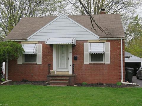 166 Lafayette St, Elyria, OH 44035 photo 2
