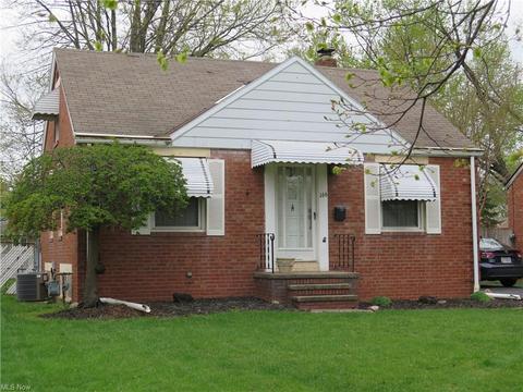 166 Lafayette St, Elyria, OH 44035 photo 3